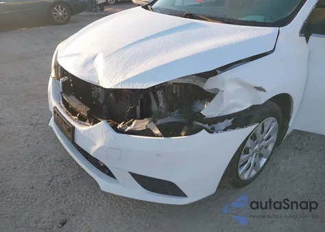 2019 Nissan Sentra S z USA, uszkodzony, nr VIN 3N1AB7AP8KY334081